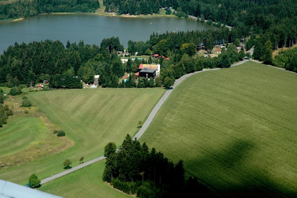 Hotel Pavla Vysocina Nove Mesto na Morave Kültér fotó